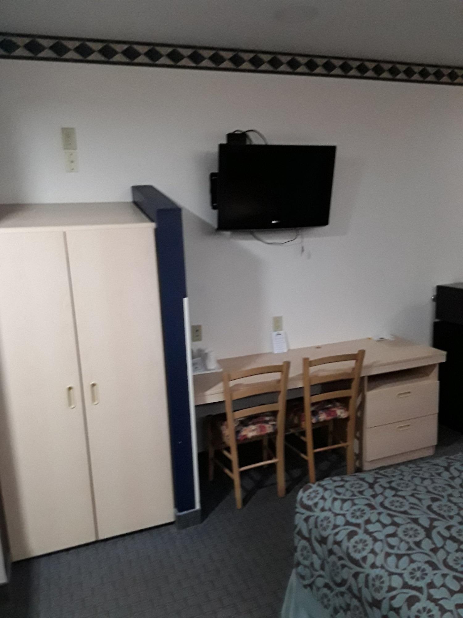 Days Inn & Suites By Wyndham Hutchinson Ngoại thất bức ảnh