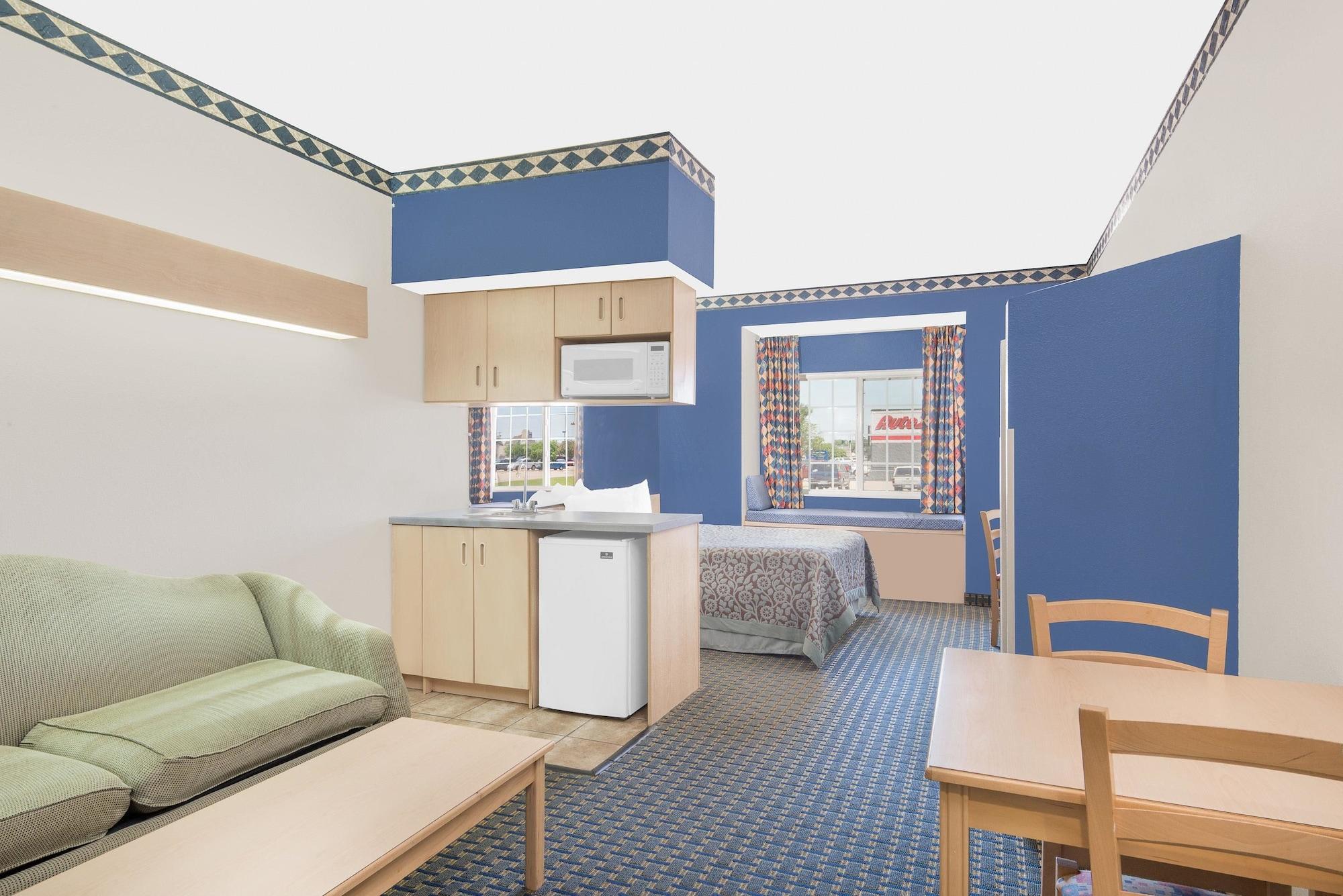 Days Inn & Suites By Wyndham Hutchinson Ngoại thất bức ảnh