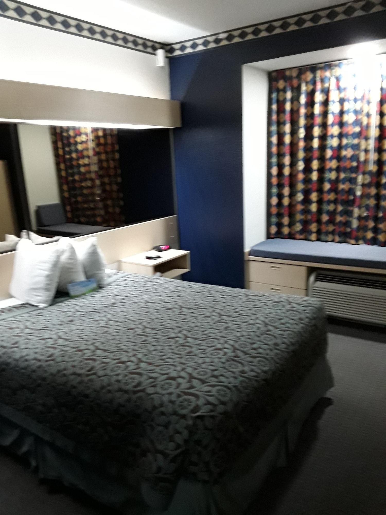 Days Inn & Suites By Wyndham Hutchinson Ngoại thất bức ảnh