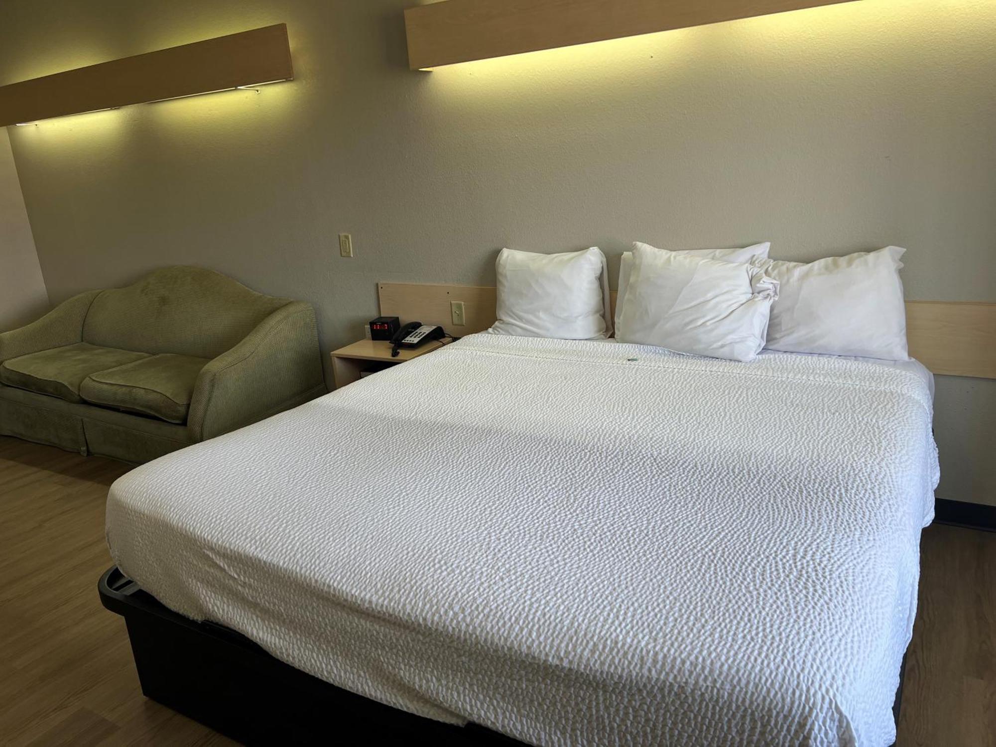 Days Inn & Suites By Wyndham Hutchinson Ngoại thất bức ảnh